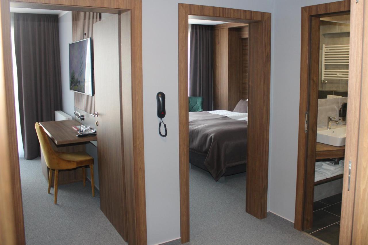 Kaluža Hotel Eurobus מראה חיצוני תמונה
