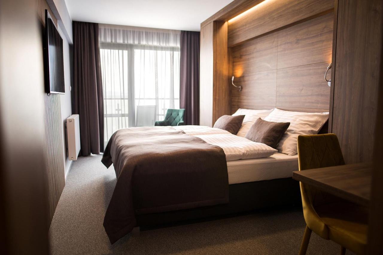 Kaluža Hotel Eurobus מראה חיצוני תמונה